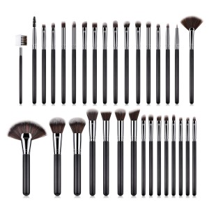 Custom logo 32pcs makeup brush set from China factory