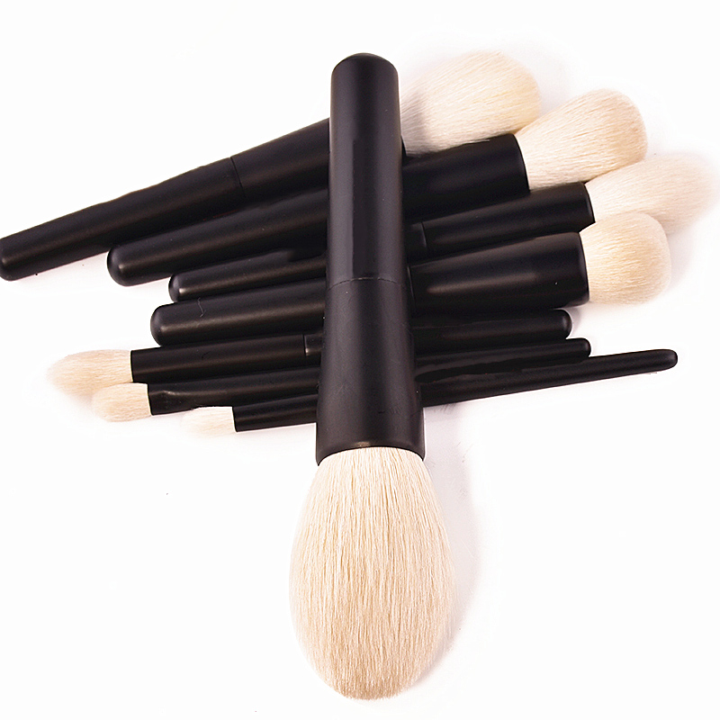 8pcs black makeup brush