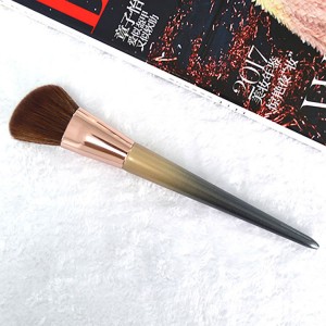 Private label Angled Contour Brush Blush brush