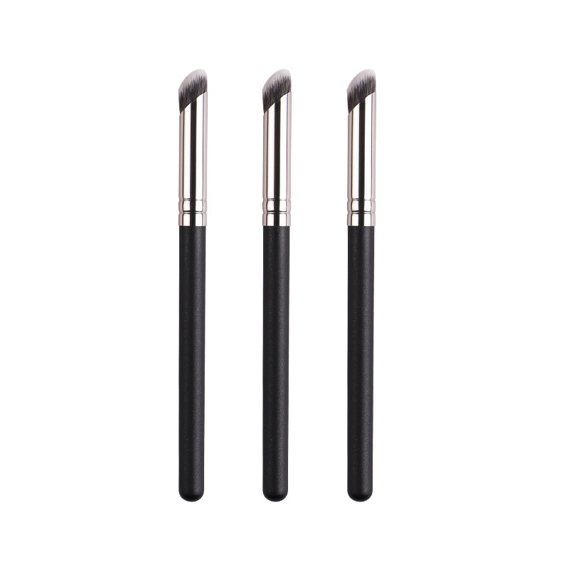 best concealer brush