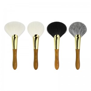Fan Brush Face Makeup Brush Copper Ferrule Highlighting Blush Bronzer Cheekbones Brush Soft Cosmetic Tool