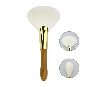 Fan Brush Face Makeup Brush Copper Ferrule Highlighting Blush Bronzer Cheekbones Brush Soft Cosmetic Tool