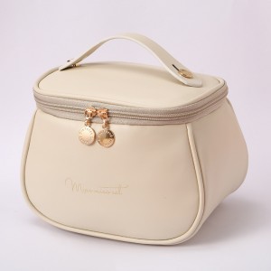 New Luxury Large Capacity Travel Cosmetic Bag Handbag PU Leather Waterproof Brushes Cosmetics Makeup Storage Bag