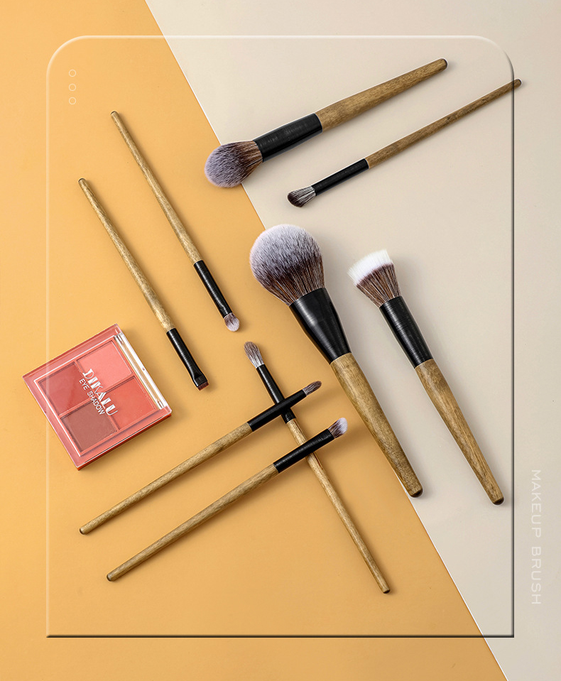 goat hair makeup brush