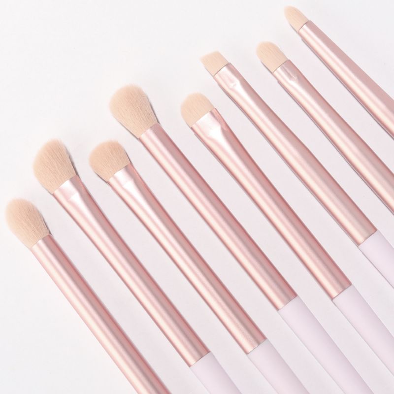 long ferrule makeup brush