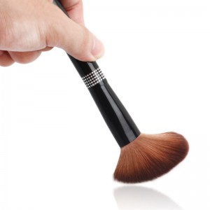 2021 New 7pcs luxury diamond makeup brush set with private label