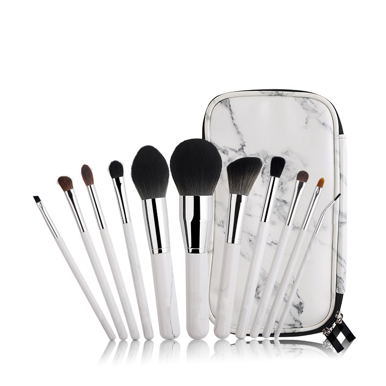 makeup brushes