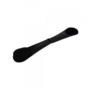 Portable Self-Tanning Back Applicator Easy-to-Use Device Promotes Healthy Self Application of Cream Sunscreen