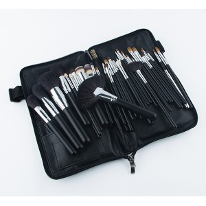 32pcs Classic Makeup Brush Set for Professional Artists