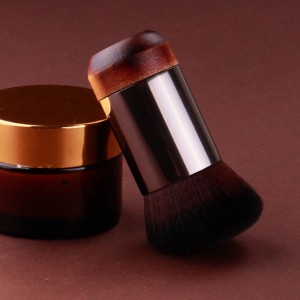 2023 Customize Premium Kabuki Makeup Brush Cruelty Free Face Blending Foundation Brush Beauty Tool
