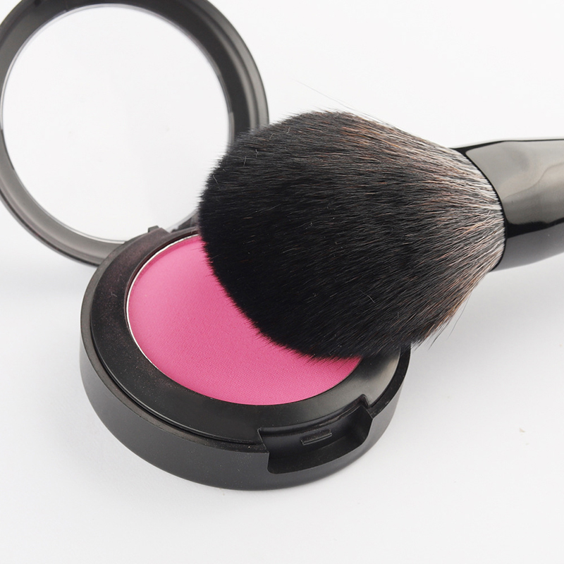 synthetic makeup brush