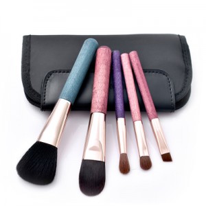Factory direct 5pcs mini makeup brushes set kabuki travel brushes with brush bag
